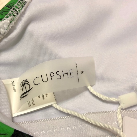 Cupshe one-piece Swimuit - Picture 3 of 3